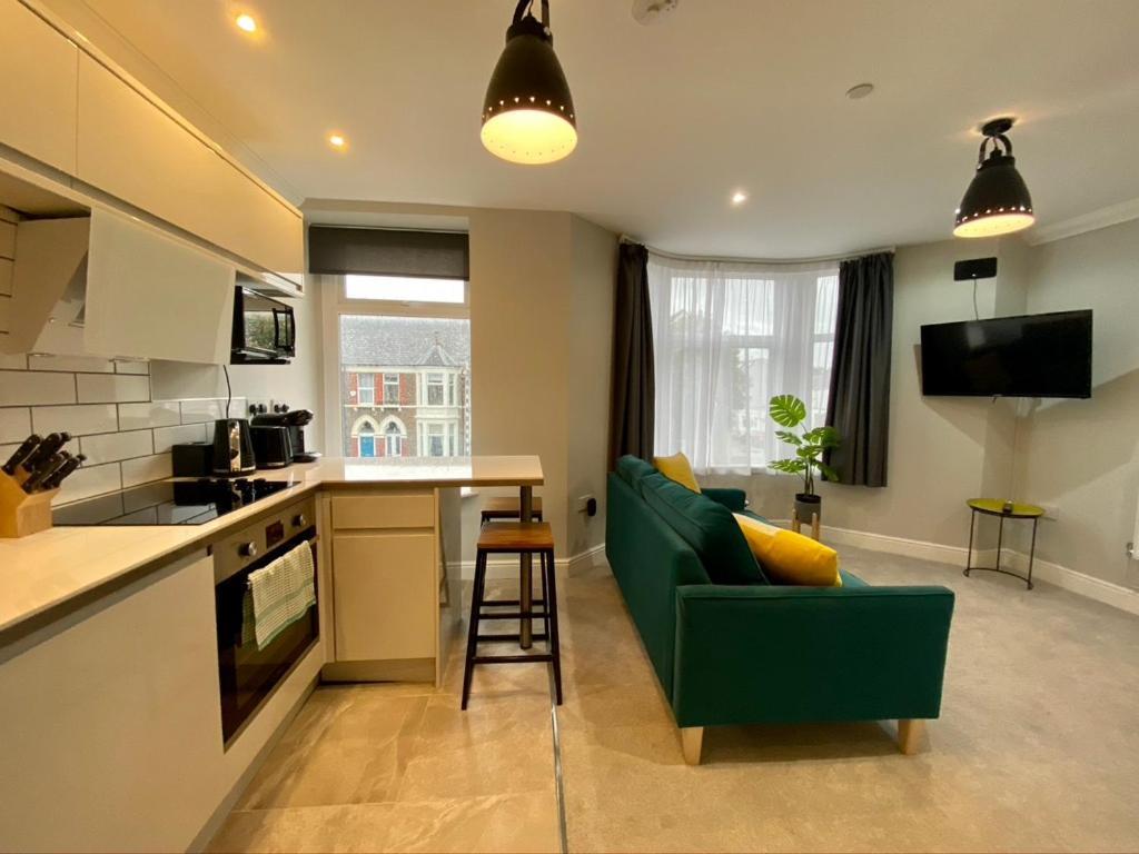 Stylish Modern Apartments Near Parks & Centre Cardiff Exterior foto