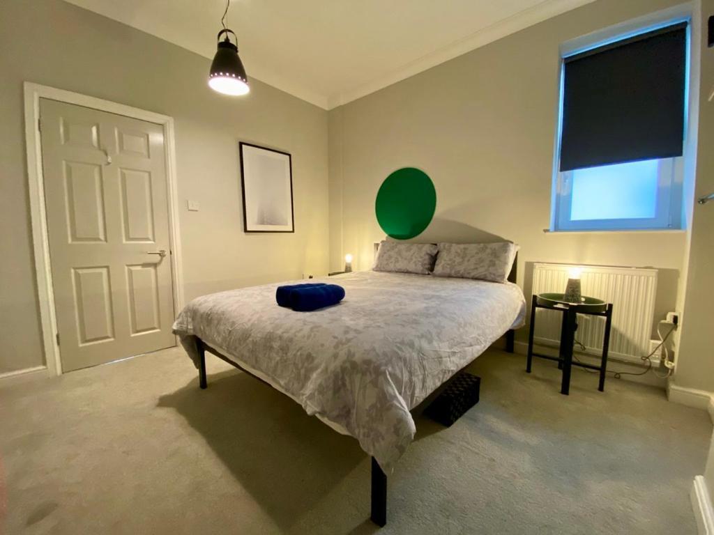 Stylish Modern Apartments Near Parks & Centre Cardiff Exterior foto